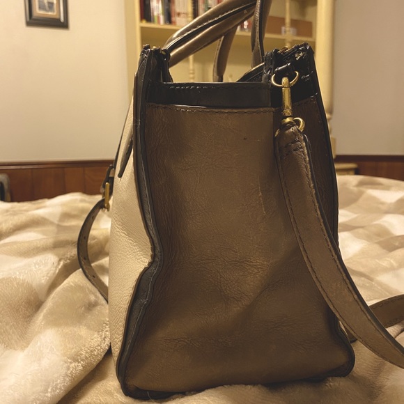 Fossil Purse - Picture 3 of 4